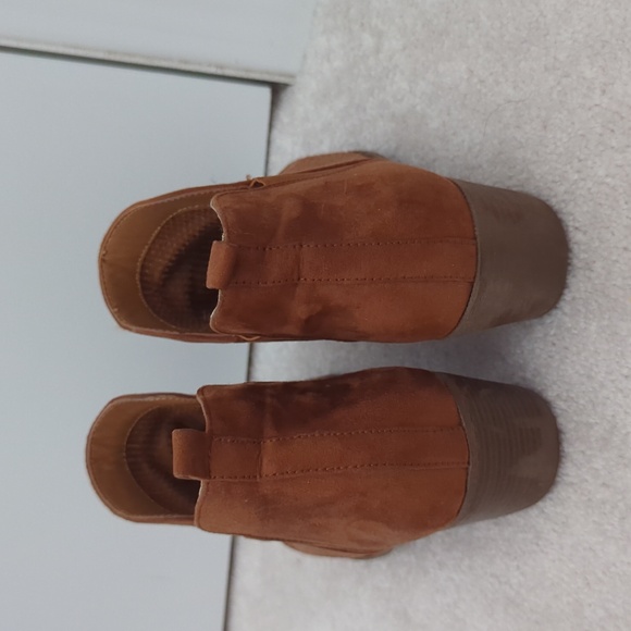 Ankle Boots - Picture 4 of 6